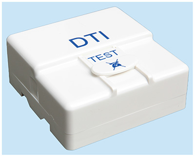 DTI à fixer sur rail DIN ou sur mur (test en RJ45), module RC inclus, eNovation